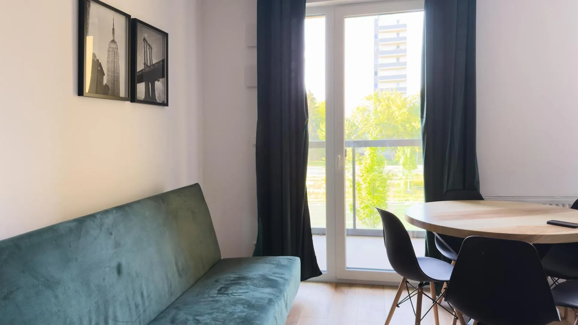 Legnicka Residence 36 Wroclaw 0*,