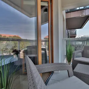  Apartment Bulwary